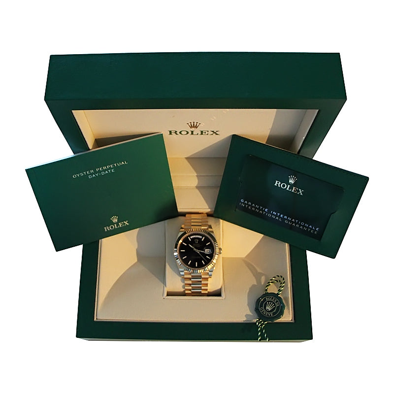 Rolex Day-Date 40 Yellow Gold Black Dial 228238