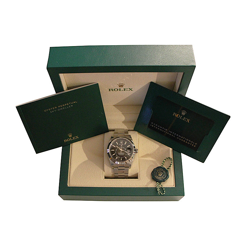 Rolex Sky-Dweller Black Dial Oyster-Bracelet 336934 - Amstel Watches